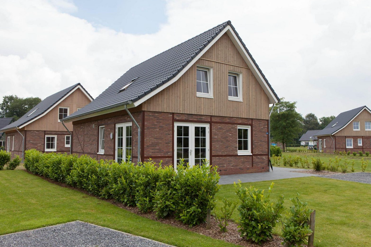 3 of 4 nachten verblijven bij EuroParcs Limburg (12 personen)