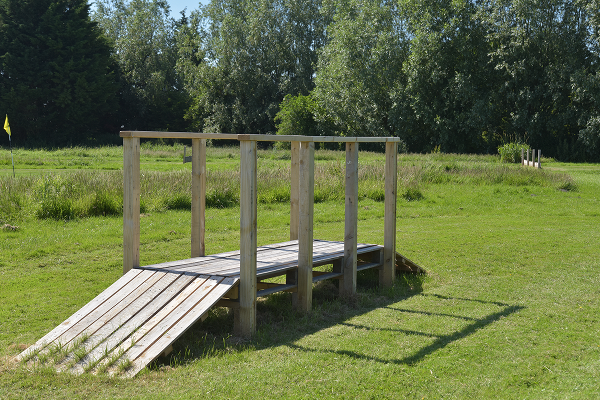 Voetgolf (18 holes) + bittergarnituur, gebak, koffie/thee én drankje