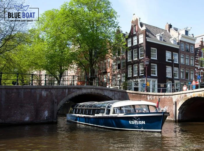Volwasseneticket rondvaart door Amsterdam (75 min)