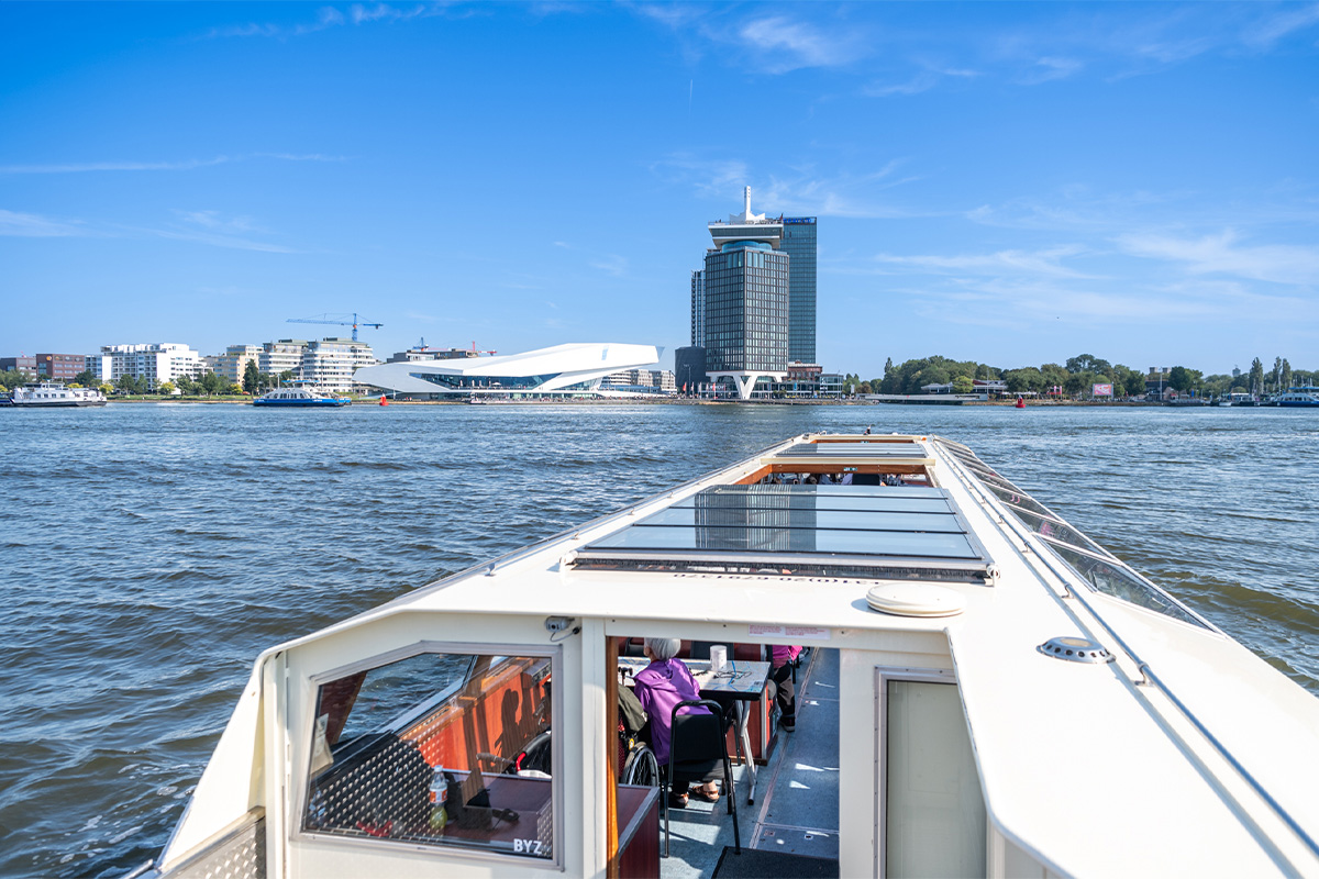 Volwasseneticket rondvaart door Amsterdam (75 min)