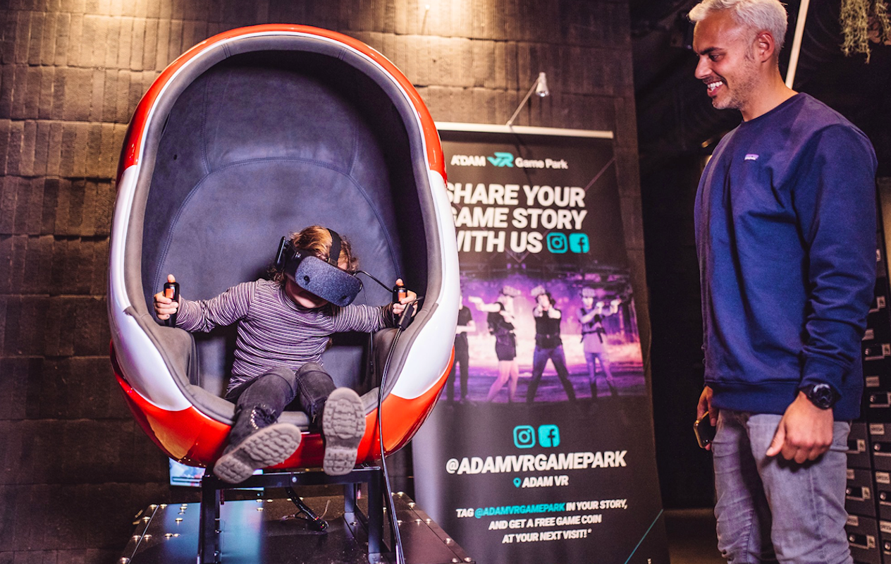 Ultimate Amsterdam VR Ride + drankje bij A'DAM VR