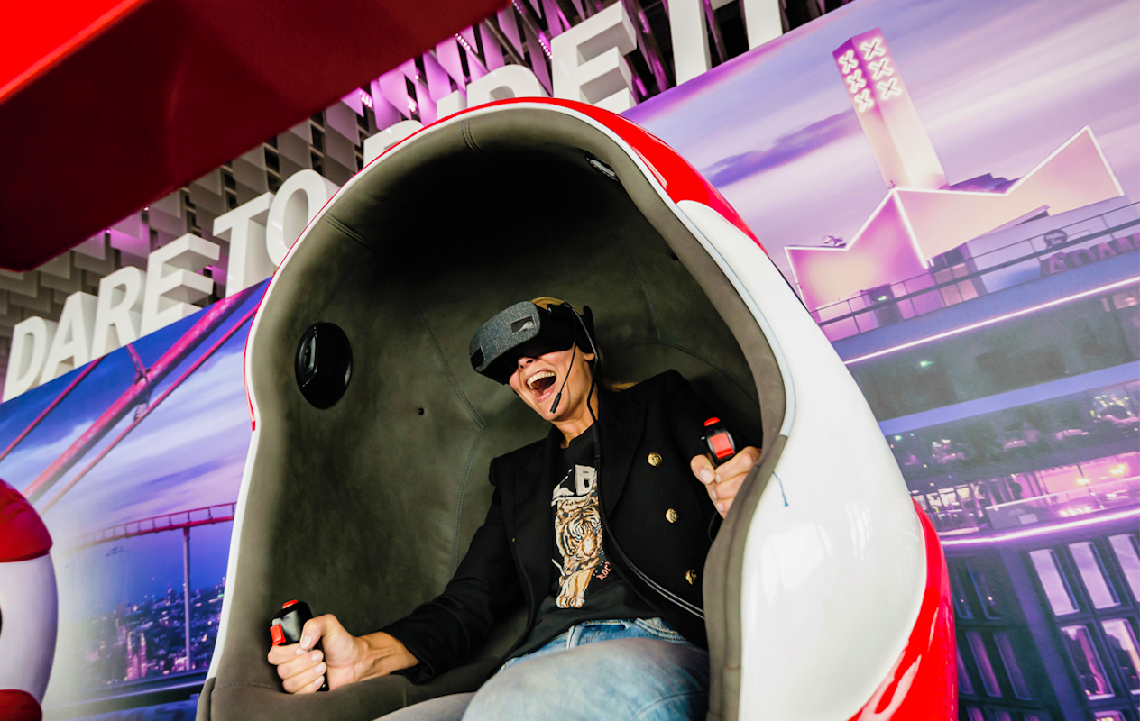 Ultimate Amsterdam VR Ride + drankje bij A'DAM VR