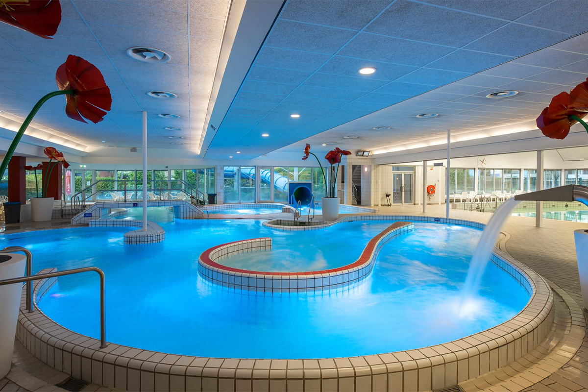 Vrij zwemmen bij zwembad 't Kikkerfort