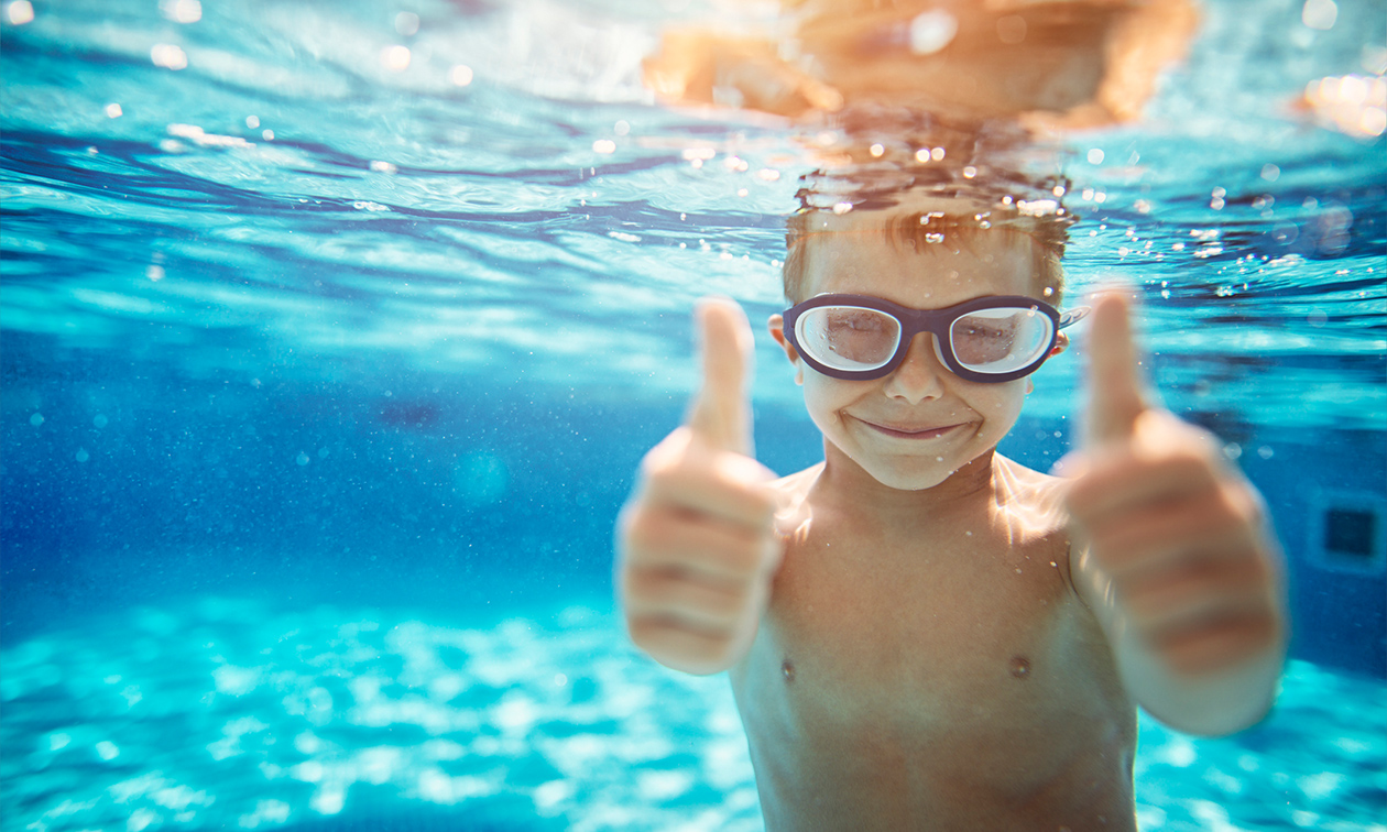 Vrijzwemmen bij Zwembad De Waterdam