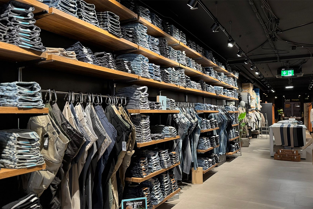 Waardebon t.w.v. €50,- te besteden bij Blue Striker