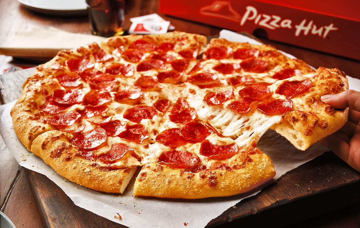 Ultiem genieten van je pizza van de Pizza Hut met de waardebon t.w.v. €15