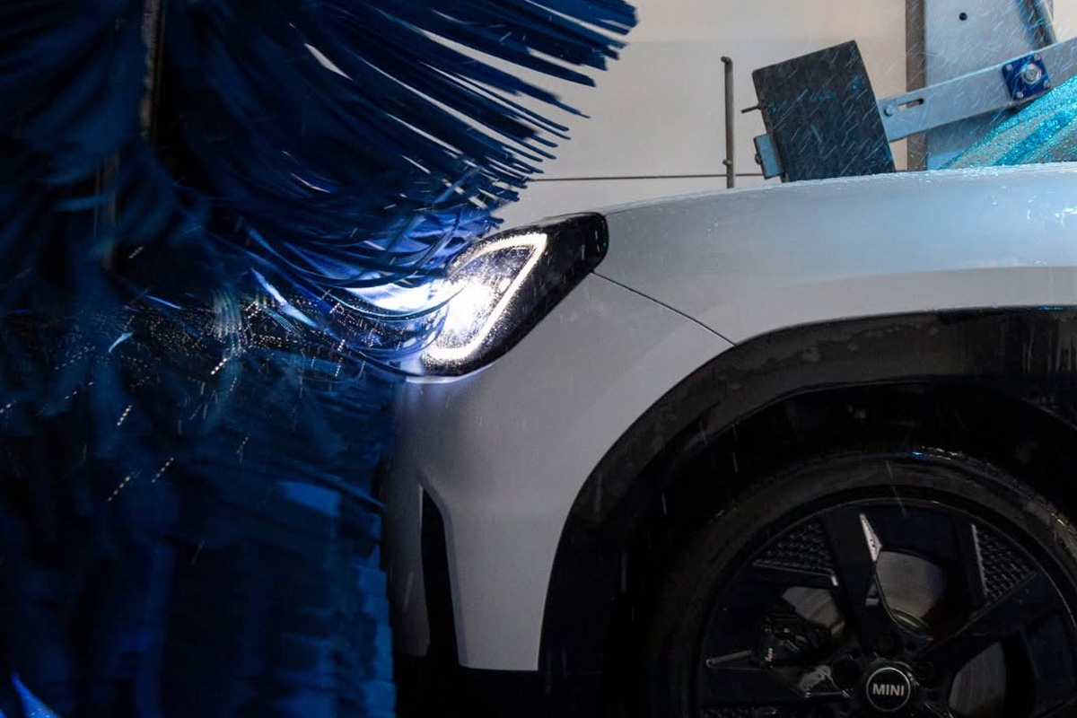 Car wash at Fox Autowas