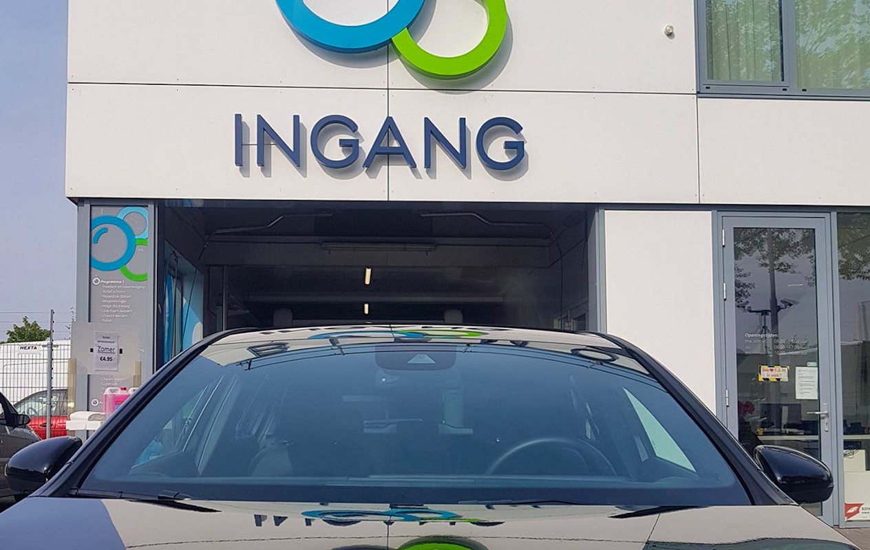 Wasbeurt bij Biemond Carwash Aalsmeer