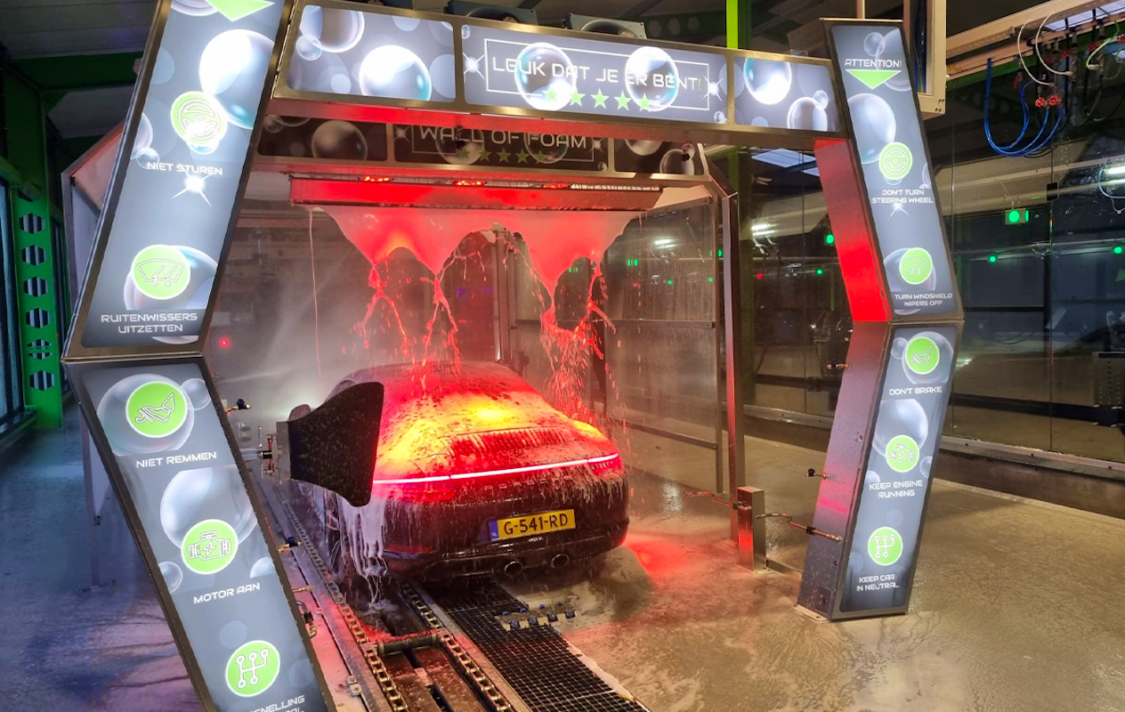 Wasbeurt bij A7 Carwash in Kolham