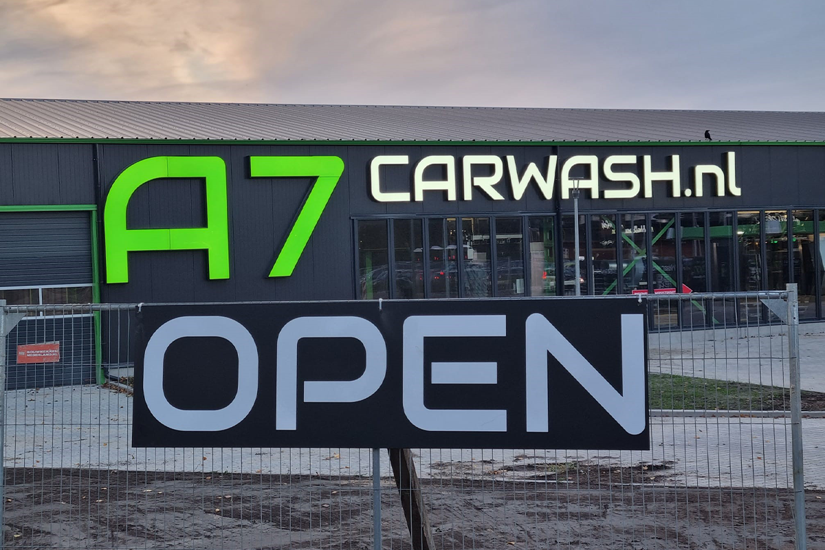 Wasbeurt bij A7 Carwash in Kolham