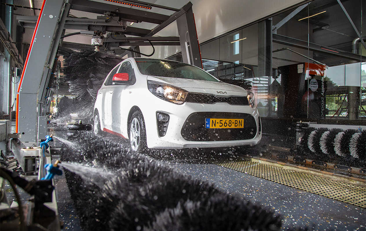 Wasbeurt bij All-In Carwash Echt & Nederweert