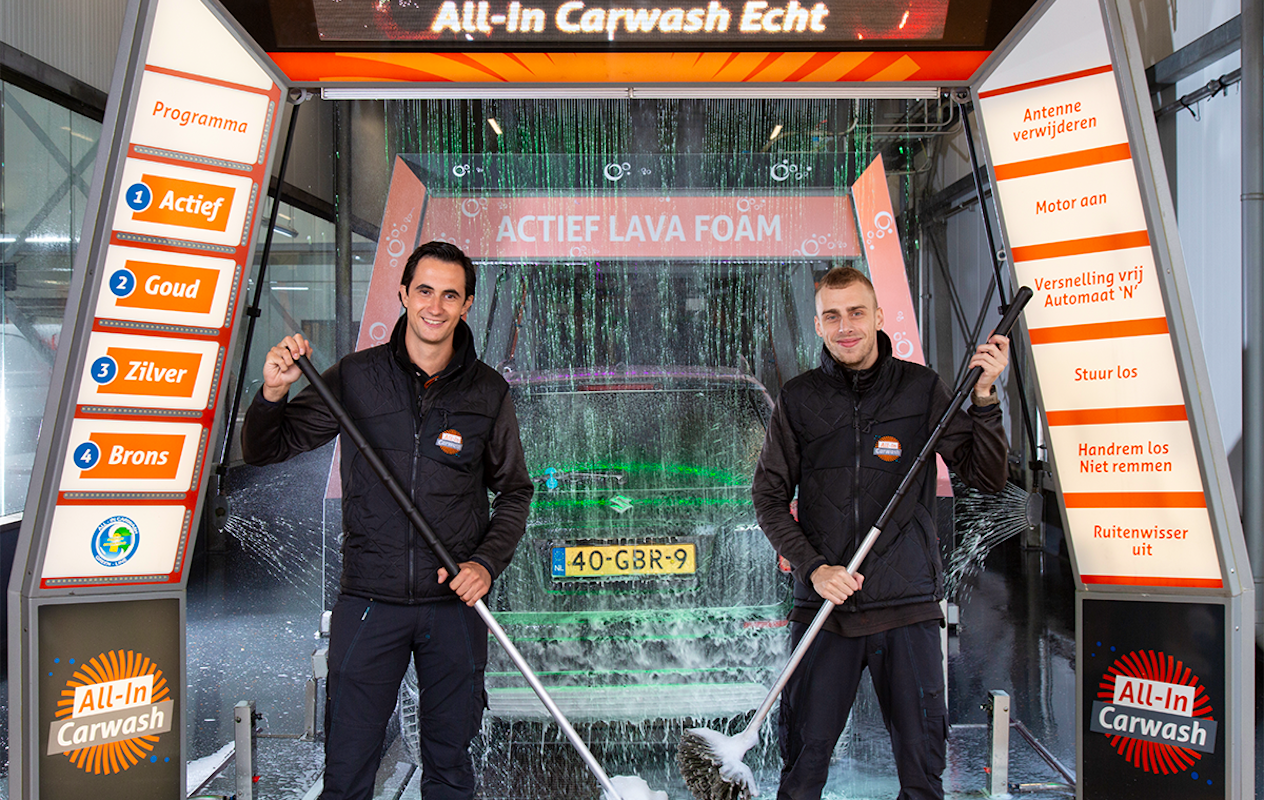 Wasbeurt bij All-In Carwash Echt & Nederweert