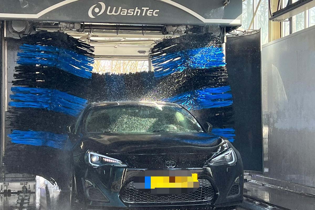 Wasbeurt bij Autowas Twente 