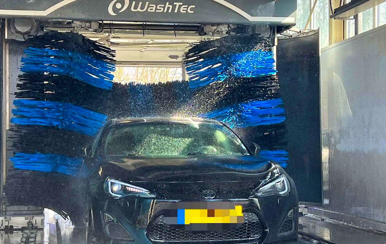Wasbeurt bij Autowas Twente