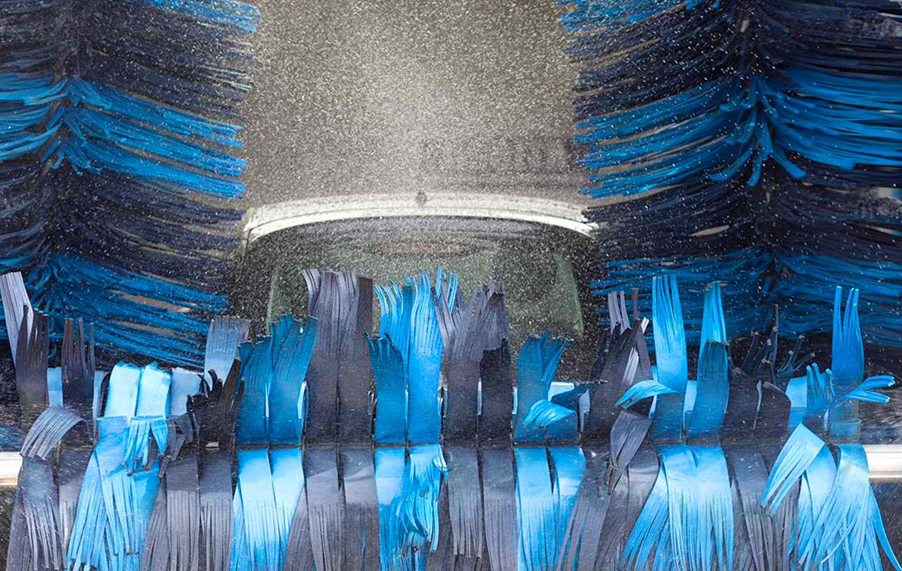 Wasbeurt bij Autowaspark Nijkerk