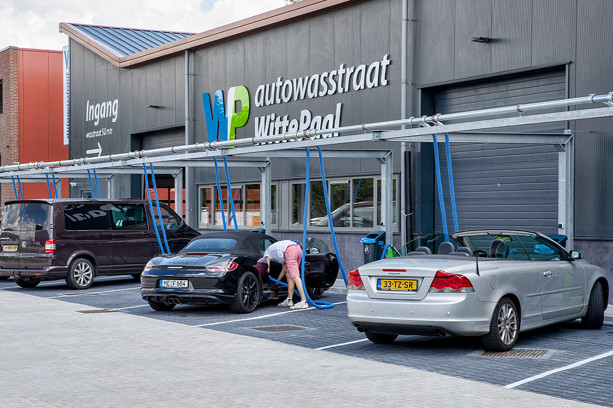 Wasbeurt bij Autowasstraat Witte Paal