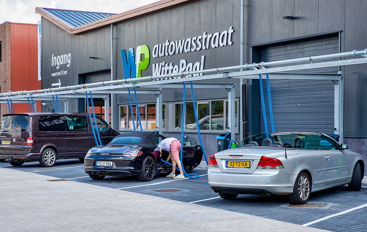 Wasbeurt bij Autowasstraat Witte Paal