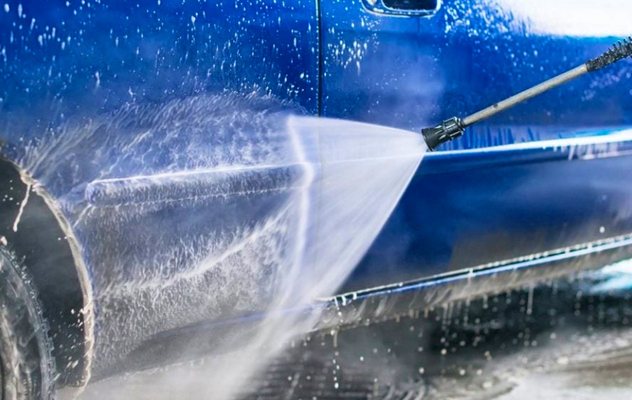 Wasbeurt bij Van Staveren Carwash (6 locaties)