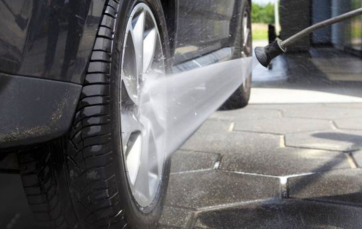 Wasbeurt bij Van Staveren Carwash (6 locaties)