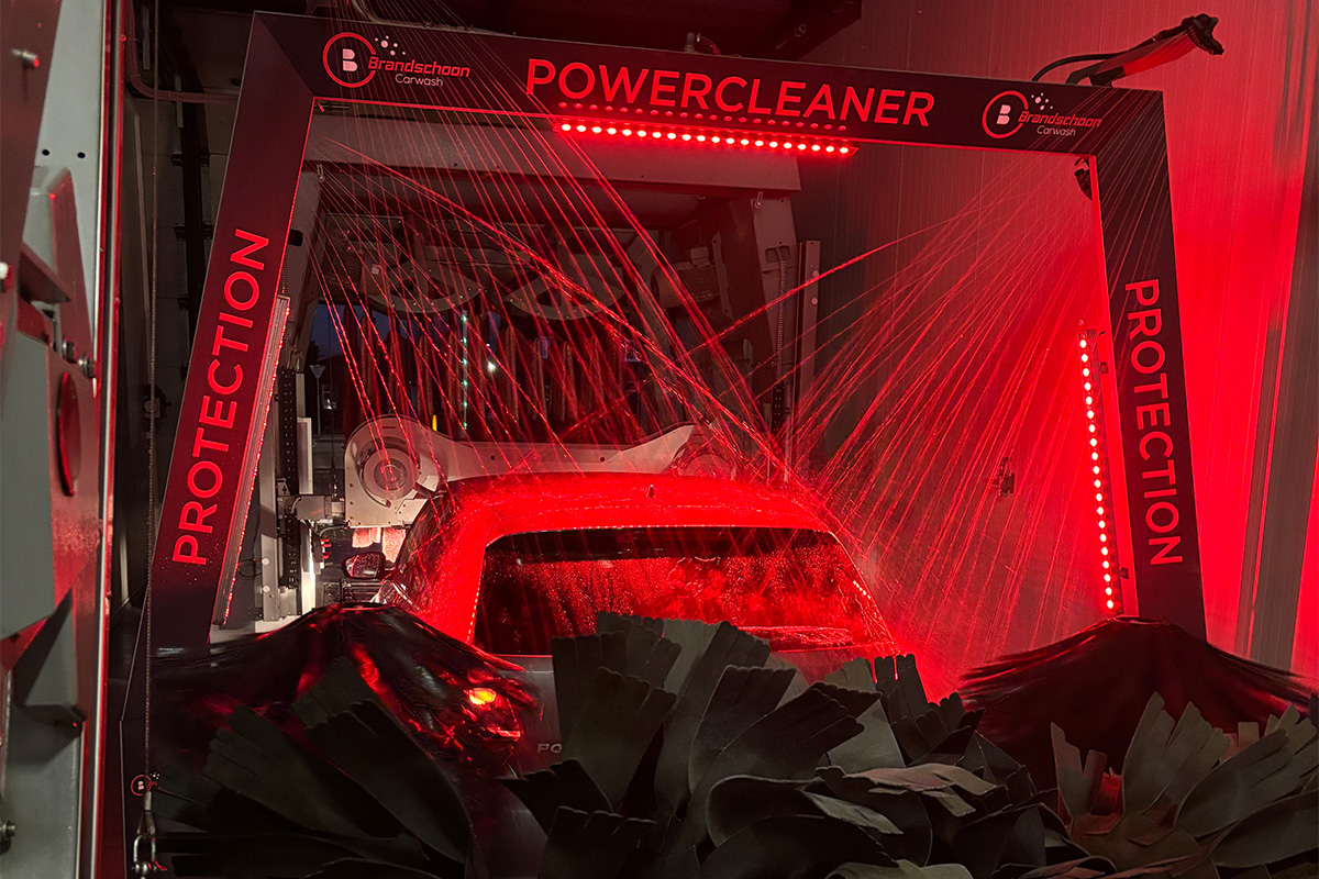 Wasbeurt bij Brandschoon Carwash