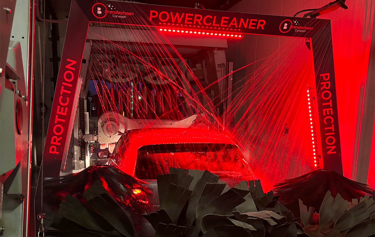 Wasbeurt bij Brandschoon Carwash