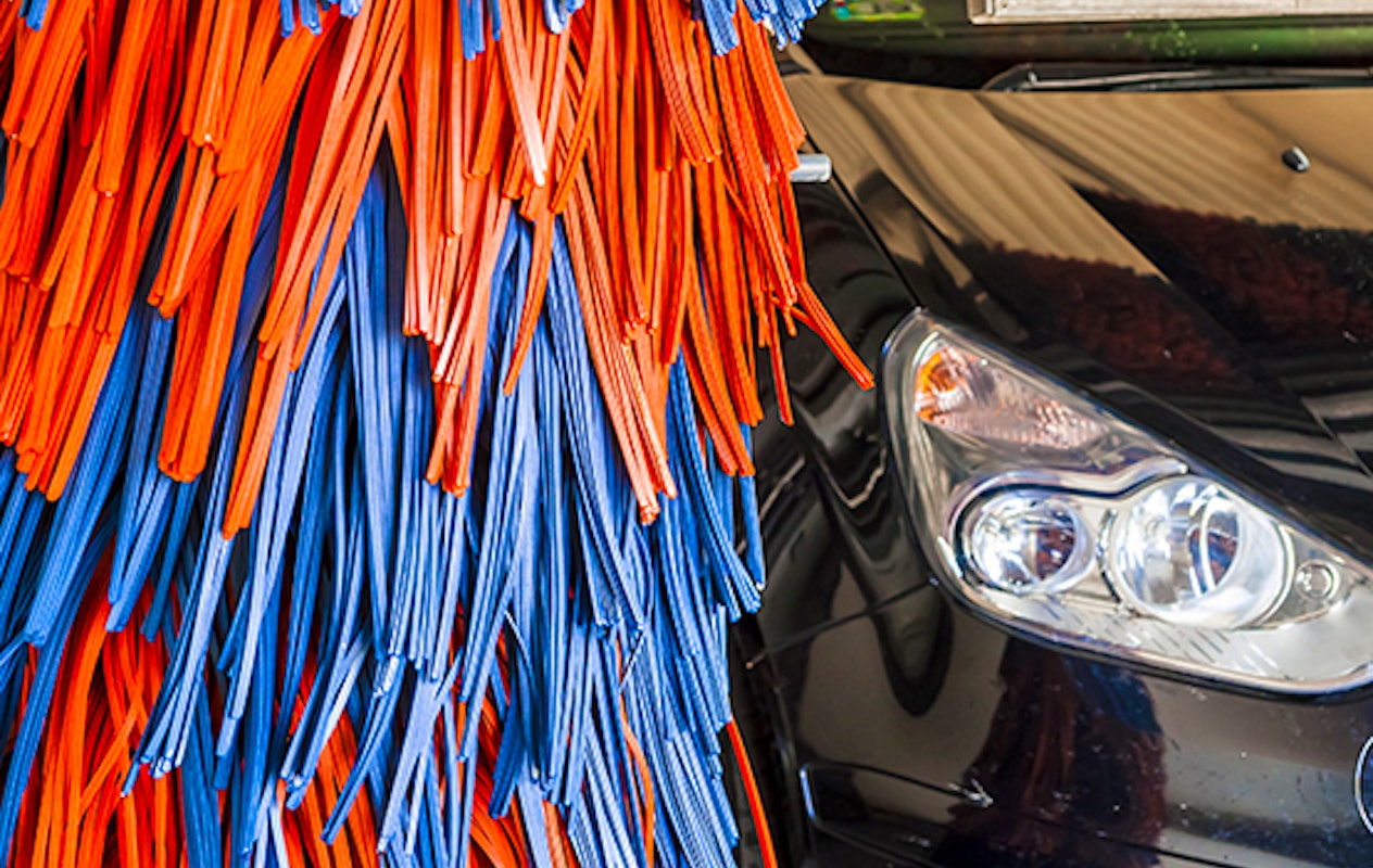 Wasbeurt bij Carwash A2 Zaltbommel