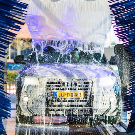 Wasbeurt bij Carwash De Wetering Utrecht