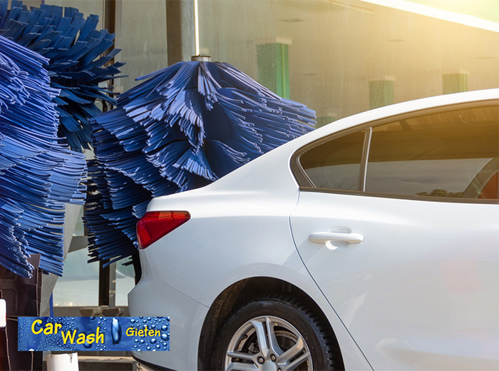 Wasbeurt bij Carwash Gieten