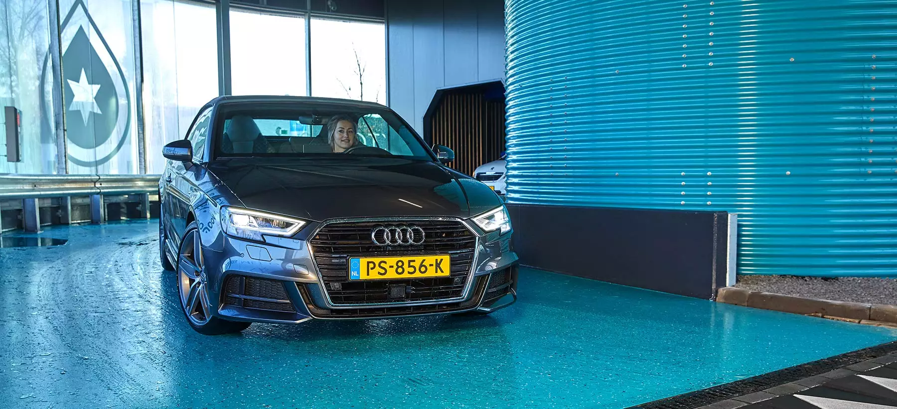 Wasbeurt bij Carwash Rijen