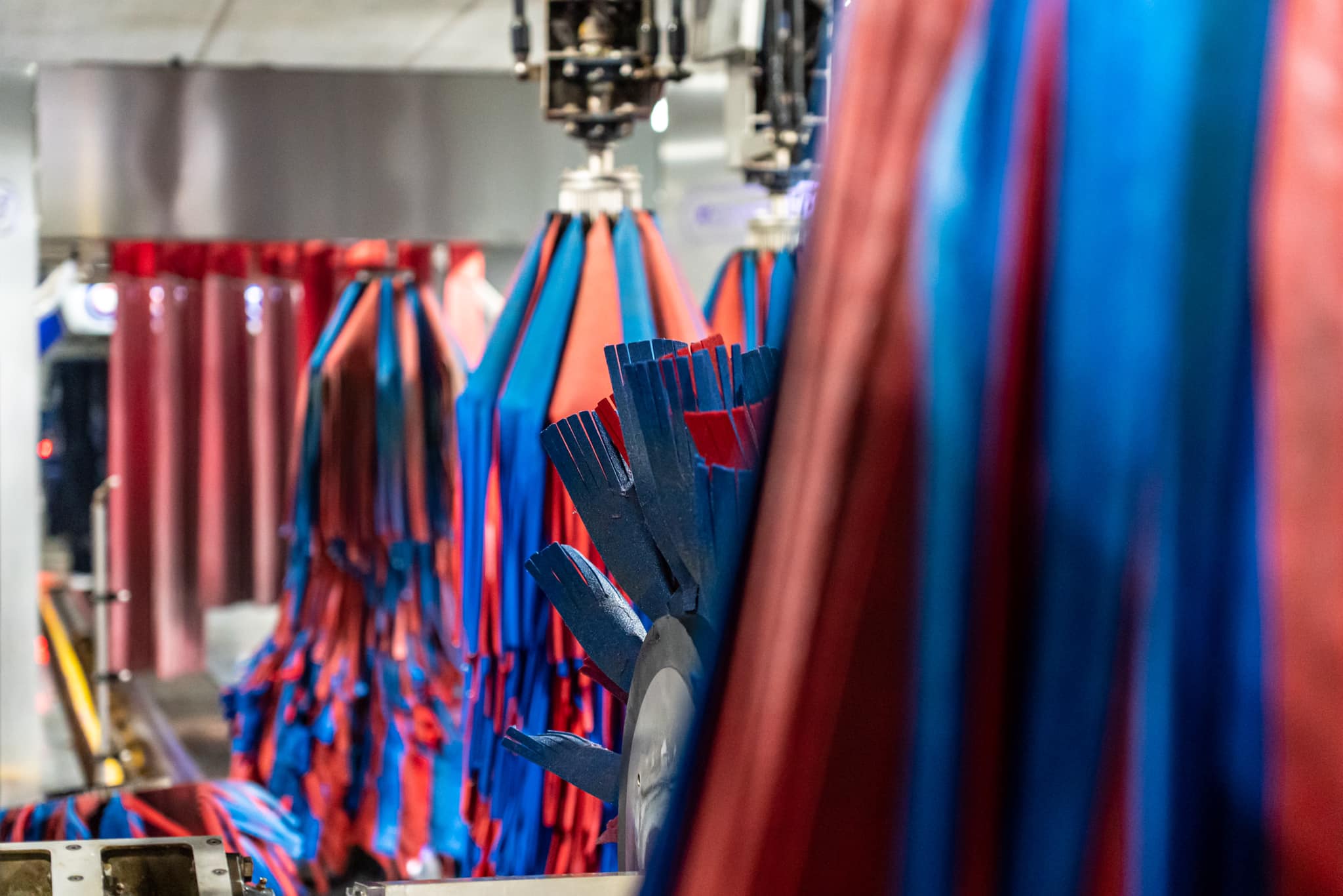 Wasbeurt bij CarwashPlus Haarlem of Purmerend