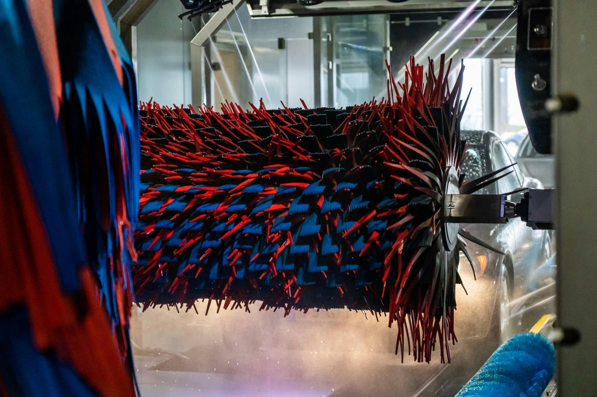 Wasbeurt bij CarwashPlus Haarlem of Purmerend