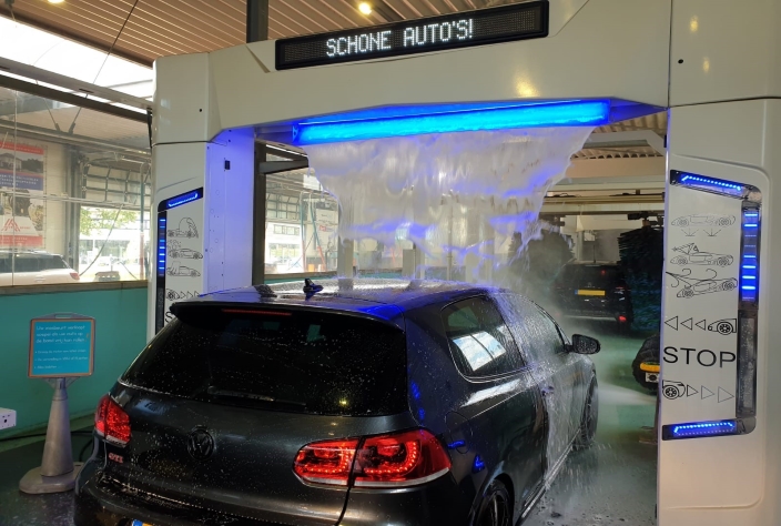 Wasbeurt bij Dirk! Autowas in Malden