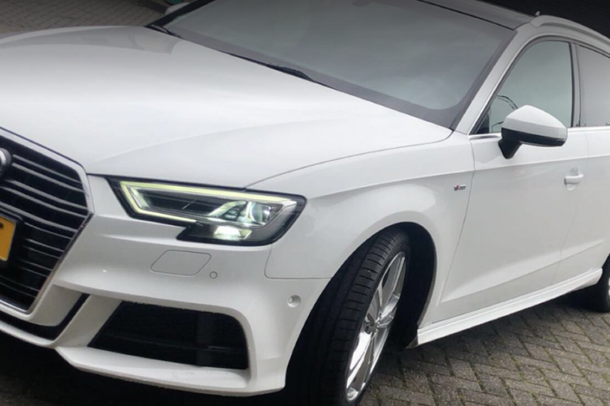 Wasbeurt bij Qualitycars Carwash in Heerhugowaard