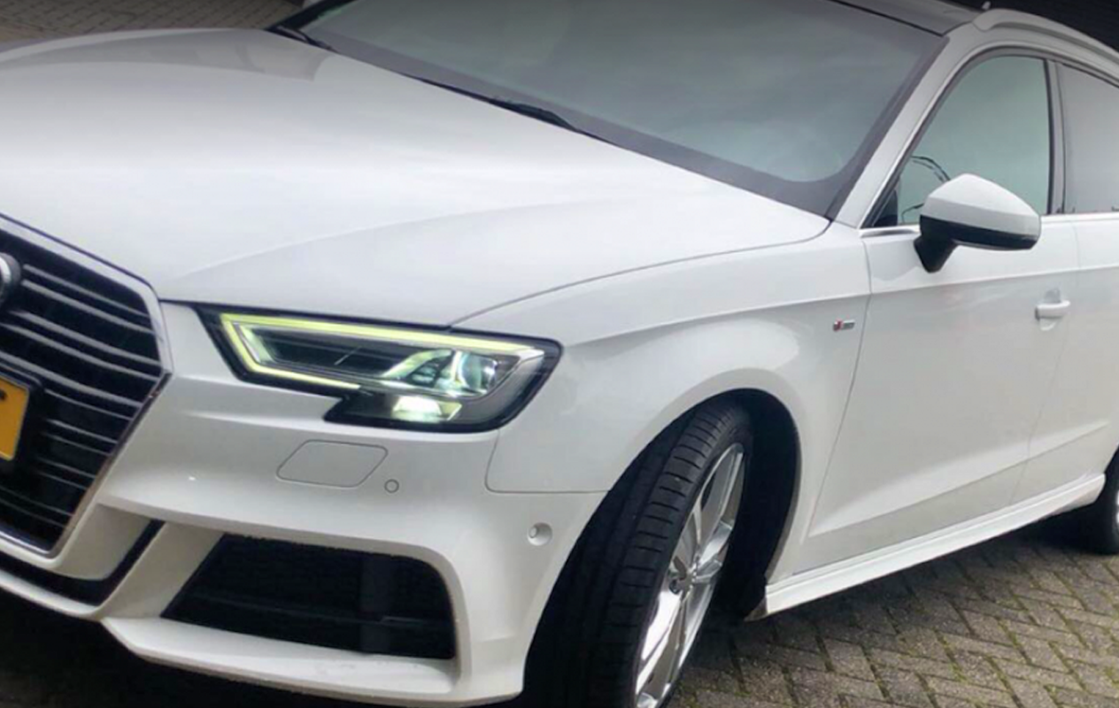 Wasbeurt bij Qualitycars Carwash in Heerhugowaard