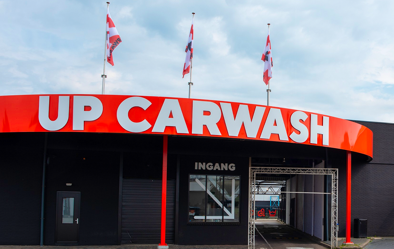 Wasbeurt bij UP Carwash