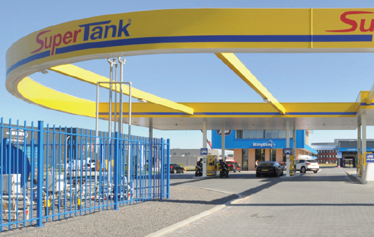 Wasbeurt bij Bling Bling Wasstraat