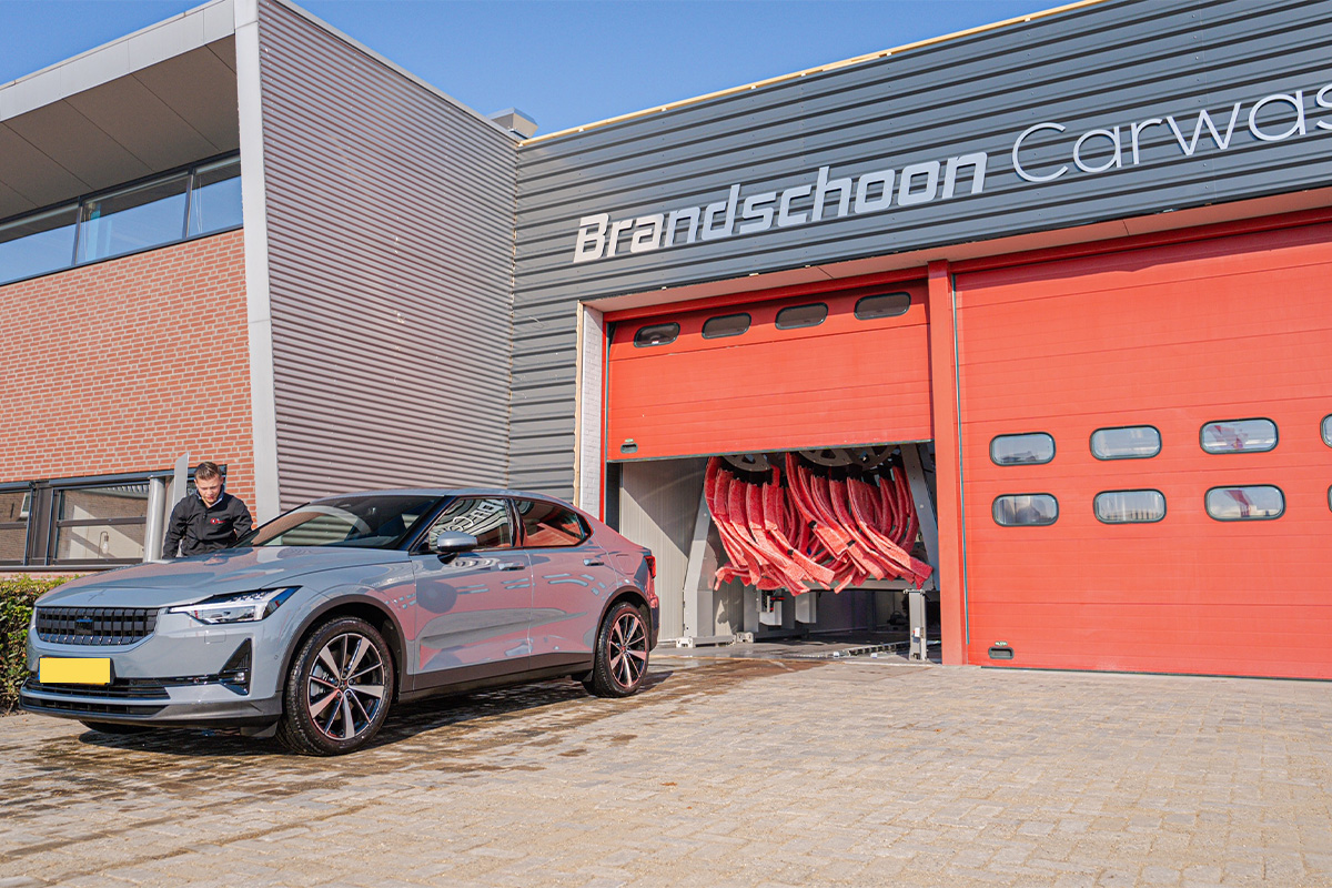 Wasbeurt bij Brandschoon Carwash