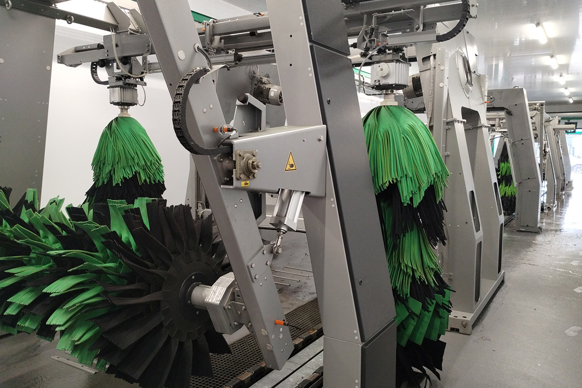 Wasbeurt bij MOHANLAL XL Tankstation Carwash Boxtel