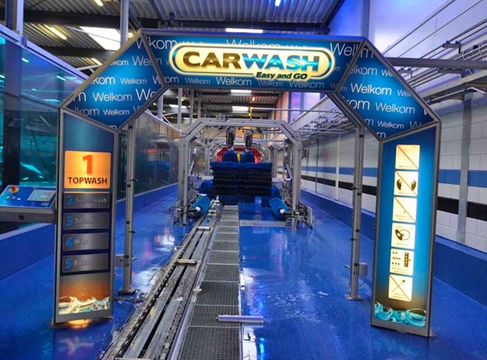 Wasbeurt bij Carwash Easy and Go