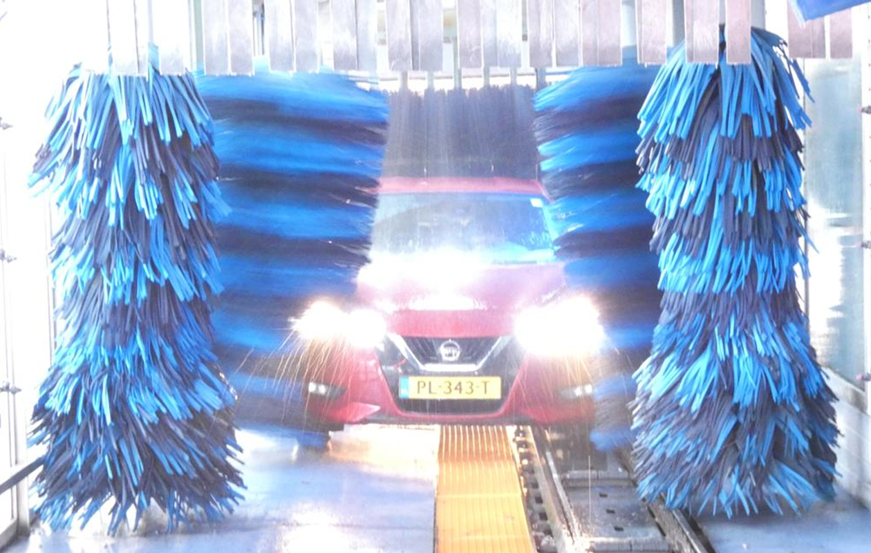 Wasbeurt bij Carwash Gouda