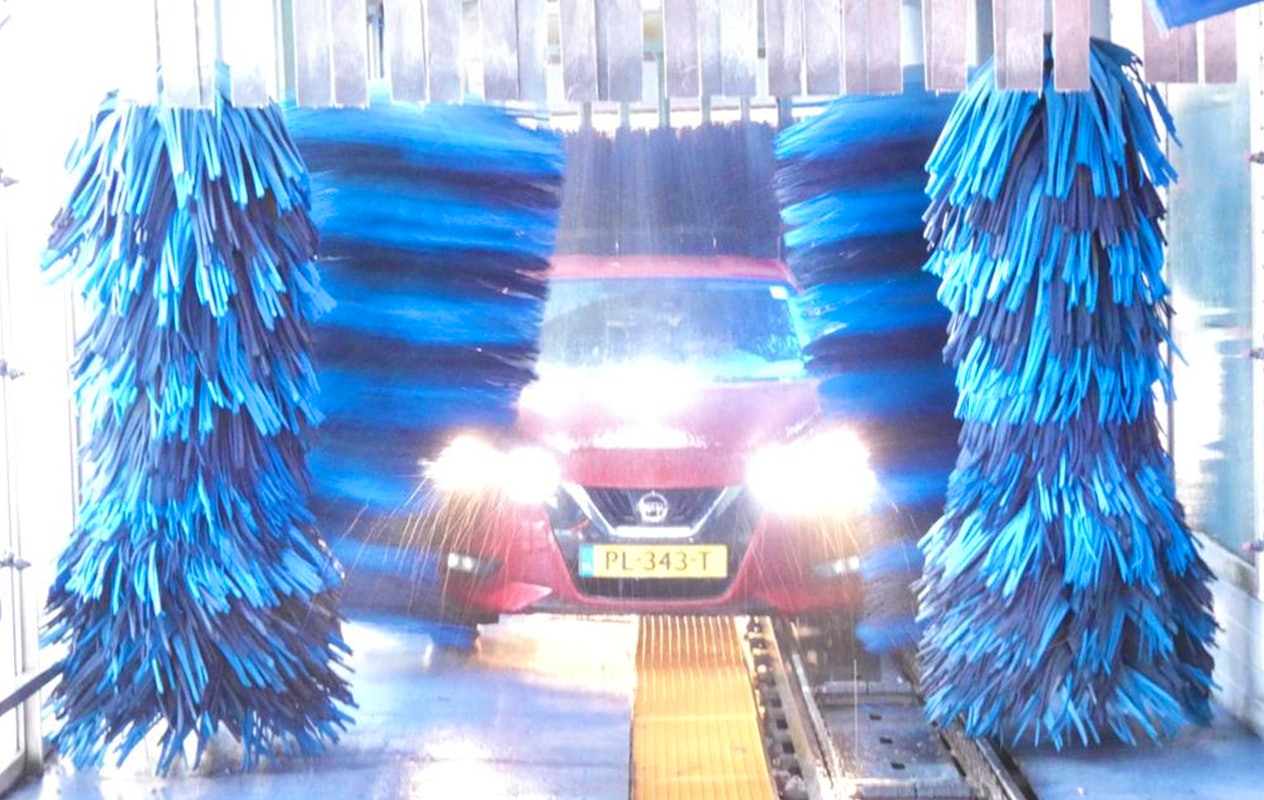 Wasbeurt bij Carwash Gouda