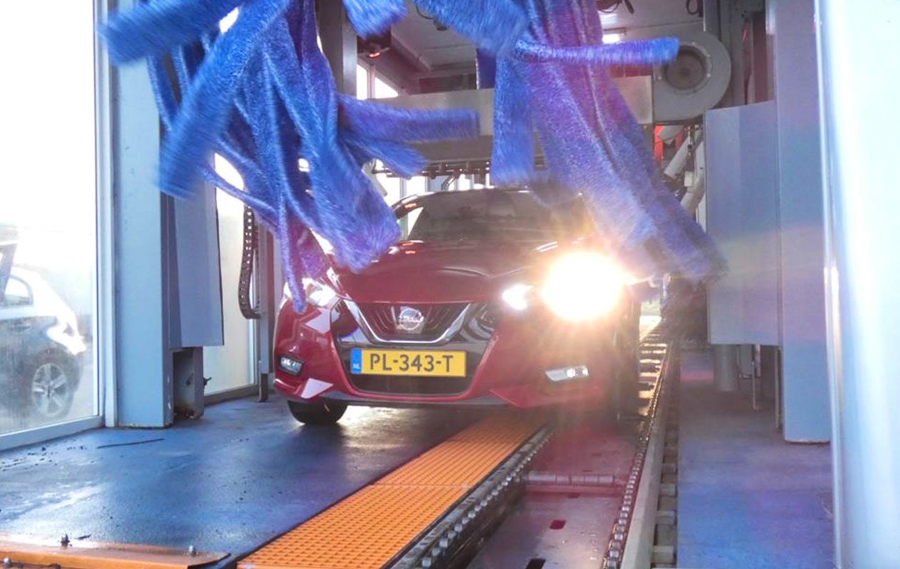 Wasbeurt bij Carwash Gouda