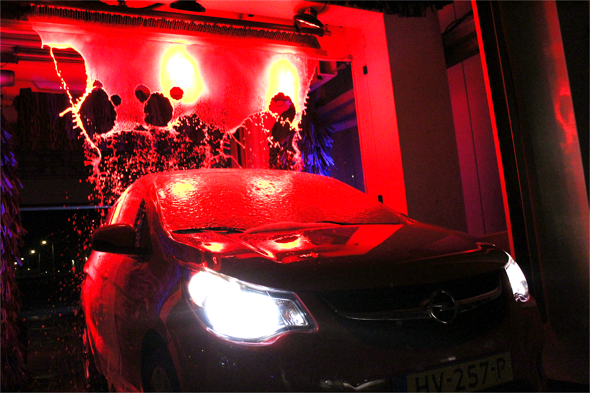 Wasbeurt bij Carwash Loman Heteren