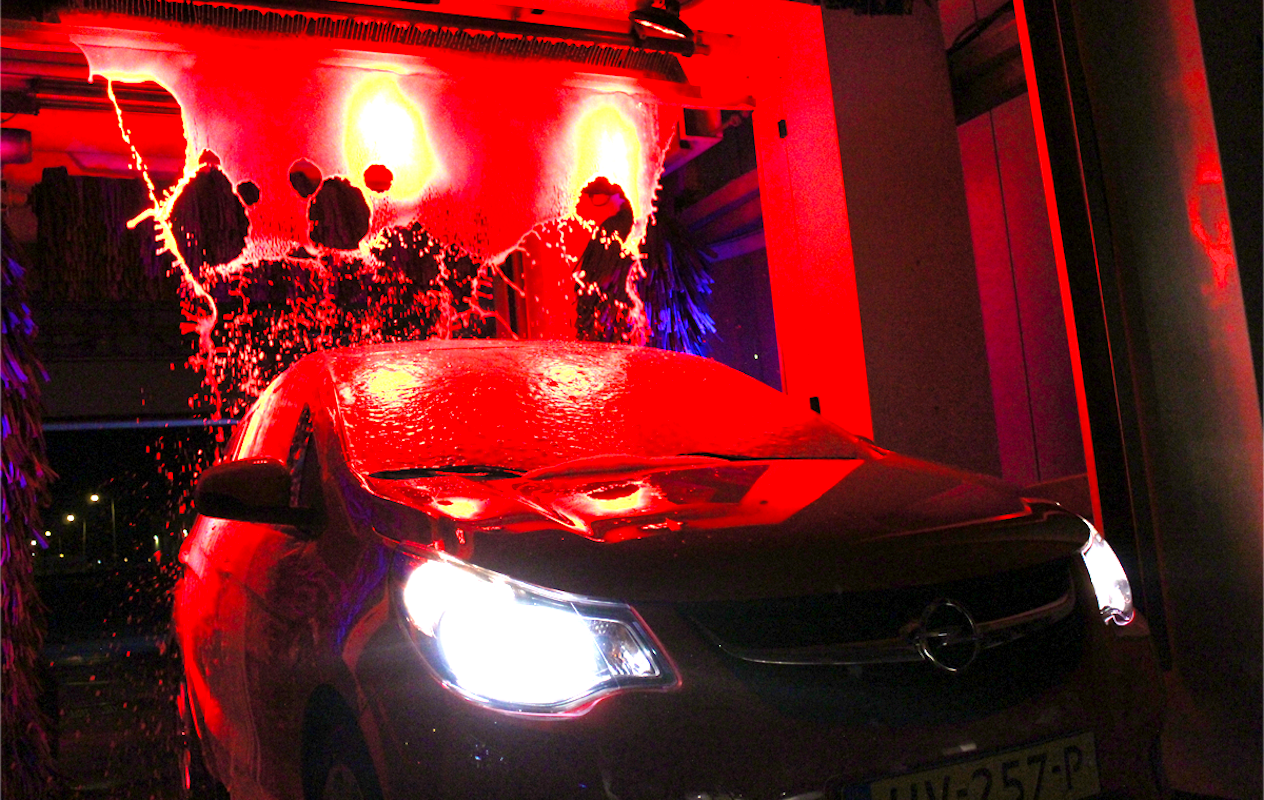 Wasbeurt bij Carwash Loman Heteren