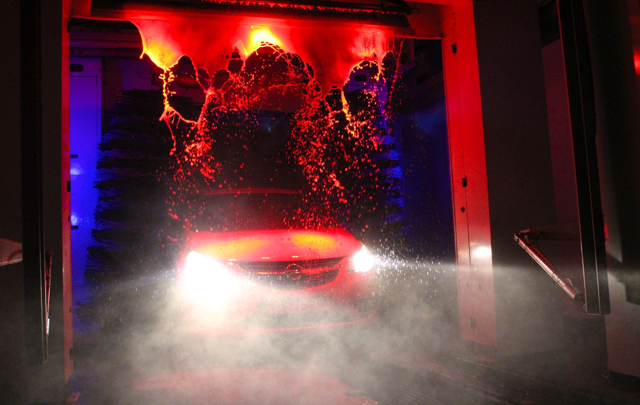 Wasbeurt bij Carwash Loman Heteren