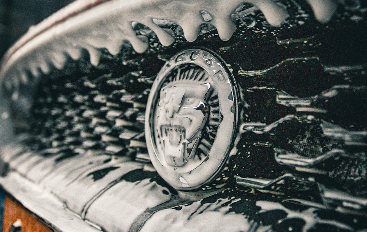 Wasbeurt bij Carwash Loman Heteren