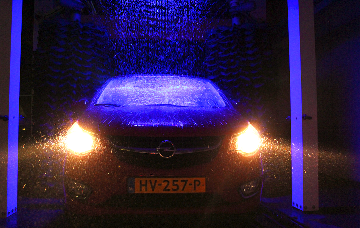 Wasbeurt bij Carwash Loman Heteren