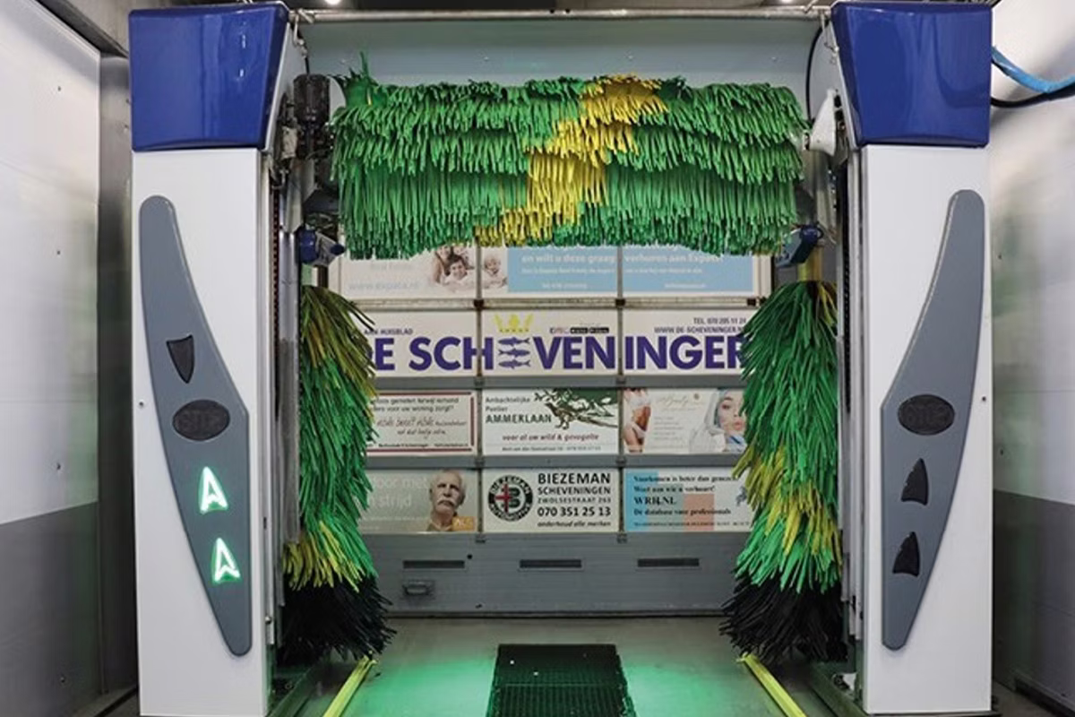 Wasbeurt bij CarWash Scheveningen