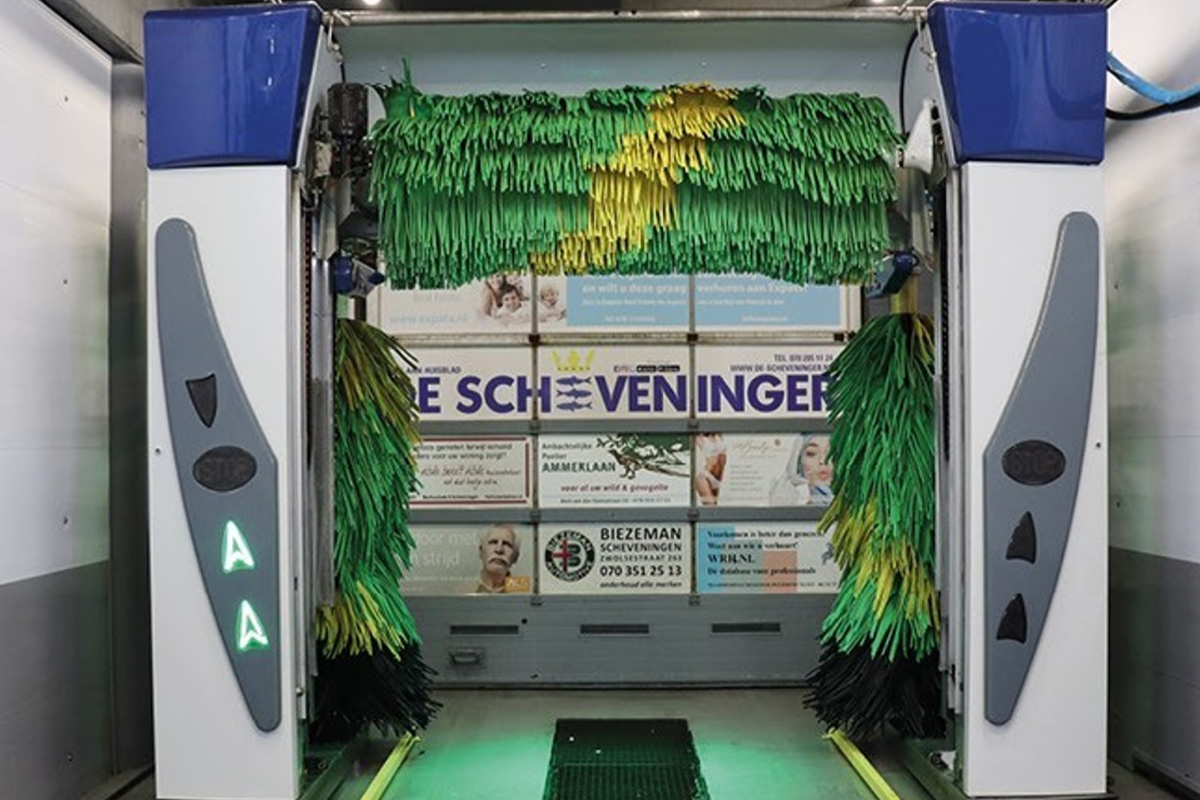 Wasbeurt bij CarWash Scheveningen