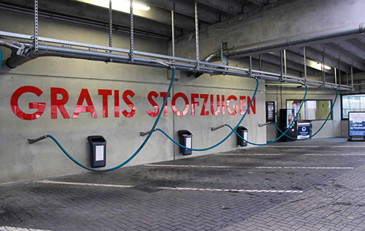 Wasbeurt bij Carwash Stroet in Brugge